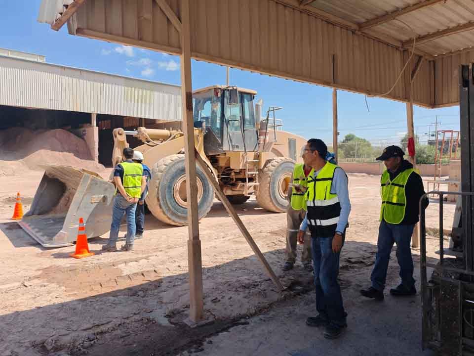 Manejo Seguro de Trascabos y Maquinaria Pesada según NOM-030-STPS-2009 (Presencial)